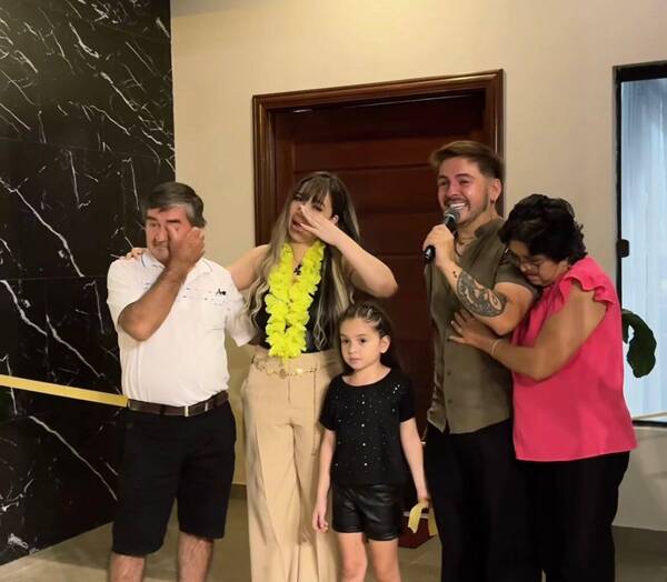 Marilina y Will lloraron a moco tendido al inaugurar su mansión
