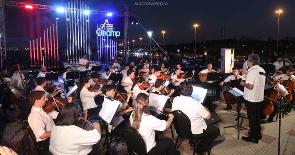 La Nación / Gran Orquesta del Gobierno ofrece la Serenata a la Democracia