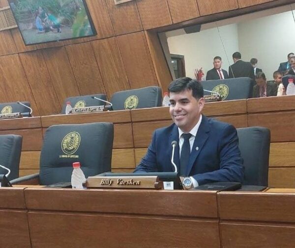 “Solución” oncológica del cartismo es “puro humo”, dice diputado