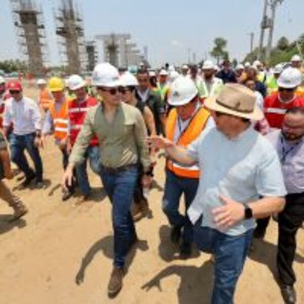 Puente Carmelo Peralta – Murtinho: “Paso enorme para el proceso de integración”, señala Presidente Peña :: Presidencia de la República del Paraguay