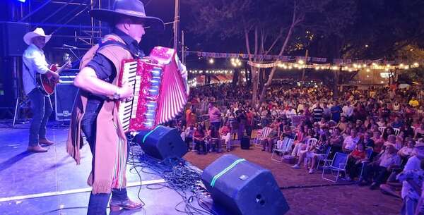 La XXIV edición del Festival del Batiburrillo, Siriki y Chorizo Sanjuanino fue un éxito en la capital de Misiones - Nacionales - ABC Color