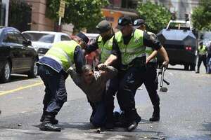 Escalada  antidemocrática se instala en el país gobernado por el cartismo - Política - ABC Color