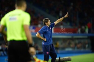 Versus / Diego Martínez deja en claro que el "techo" de Cerro "está todavía muy alto"