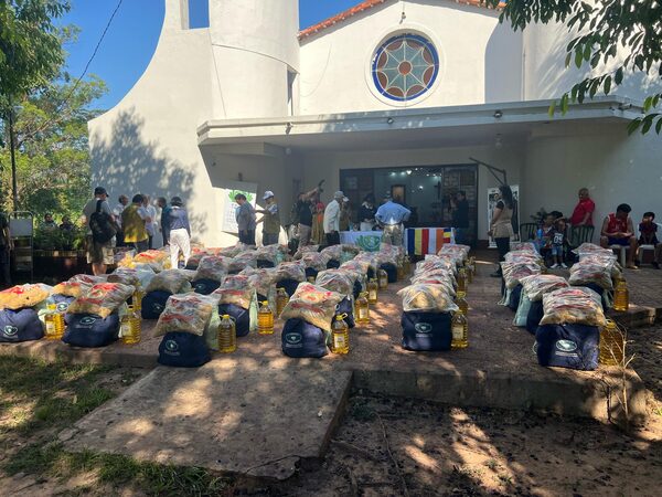 Asisten a familias afectadas por temporal en San Jose de los Arroyos
