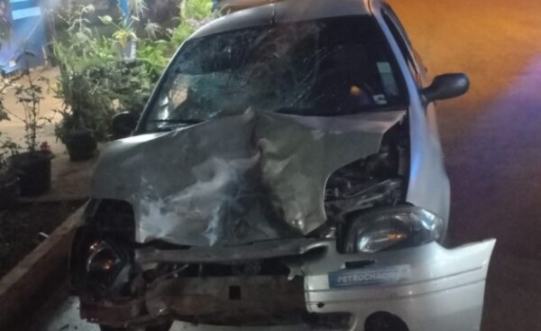 Conductor borracho mata a padre e hijo y luego intenta huir
