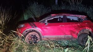 Hernandarias: Salió de la ruta y chocó contra un poste para no atropellar a motociclista
