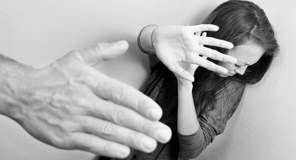 Sepa cómo identificar, evitar y denunciar la violencia intrafamiliar
