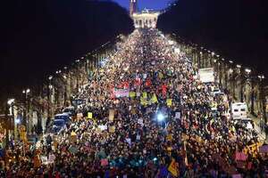 Unas 160.000 personas protestan en Alemania contra el giro político a la derecha - Mundo - ABC Color