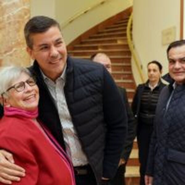 Presidente Peña culmina su gira por España, en encuentro con paraguayos :: Presidencia de la República del Paraguay