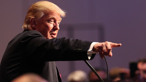Trump asume posibles represalias contra EEUU por su guerra comercial