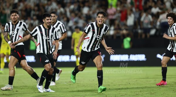 Versus / Libertad remonta y la fiesta fue completa
