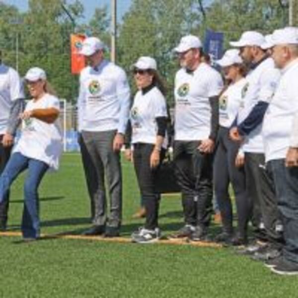 Presidente Peña participó de un encuentro deportivo inclusivo con miras a OE Paraguay 2024 :: Presidencia de la República del Paraguay