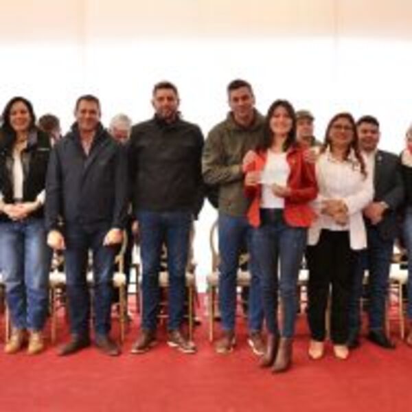 Presidente Santiago Peña realiza intensa jornada en Concepción :: Presidencia de la República del Paraguay