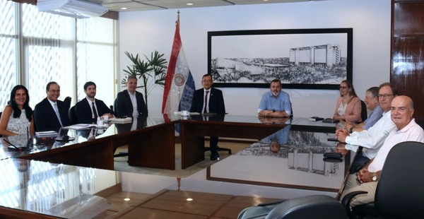 BCP y gremios productivos dialogaron sobre las medidas anunciadas para mitigar el impacto climático en la economía del sector
