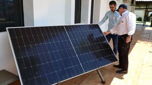 Adjudican proyecto de instalación de paneles solares en el embalse de ITAIPU