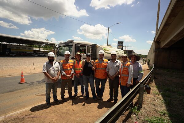 Ministra verificó avances en obras del Puente Remanso - .::Agencia IP::.