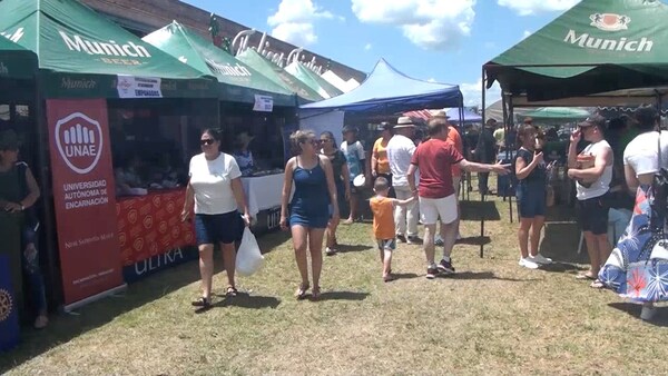 El Rotary Club de Encarnación celebró con éxito su 32ª edición del Gran Almuerzo Solidario