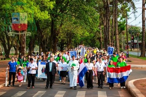 La fe es uno de los principales motores de unidad de la comunidad esteña - La Clave