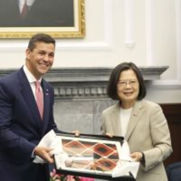 Presidente Peña pondera gestión de Tsai Ing-wen, presidenta saliente de Taiwán :: Presidencia de la República del Paraguay