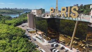 De una visión futurista a un referente regional: La historia del Shopping París - La Clave
