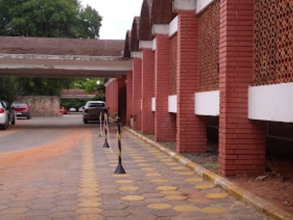 Denuncian pésima atención de médicos en el Instituto de Medicina Tropical · Radio Monumental 1080 AM