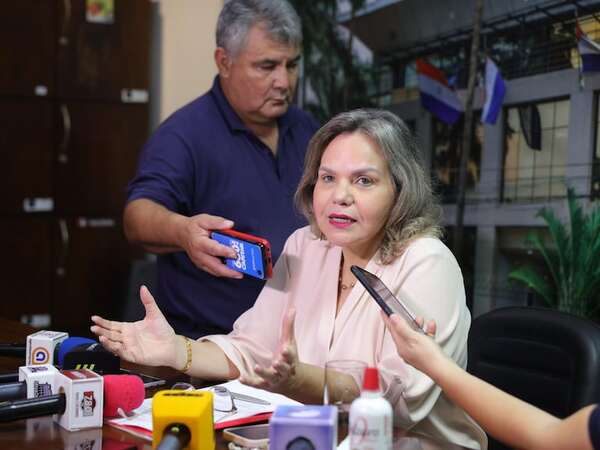 Lilian pide investigar y llegar hasta el final sobre esquema de coima y tráfico de influencias - Política - ABC Color