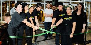 Subway inaugur贸 en San Bernardino su tercera sucursal