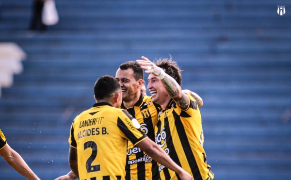 Guaraní derrota a 2 de Mayo y se mantiene en lo alto del Apertura - trece