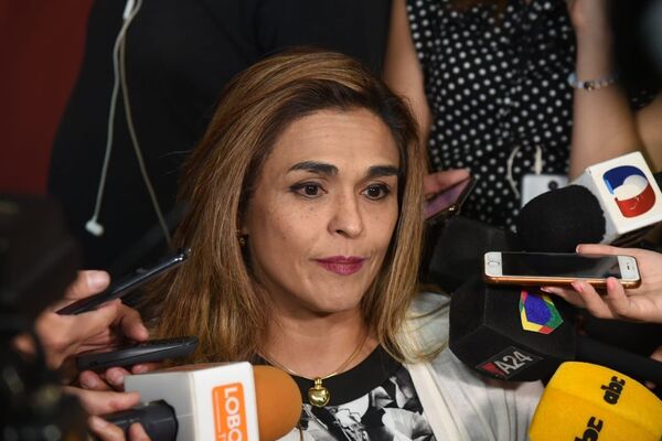 Recuerdan papel de Fiscal involucrada en chats con "Lalo" Gomes en causa de Mario Ferreiro - 1000 Noticias