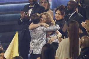 ¡Shakira celebró su cumpleaños en los Grammy y con sus hijos! - Gente - ABC Color