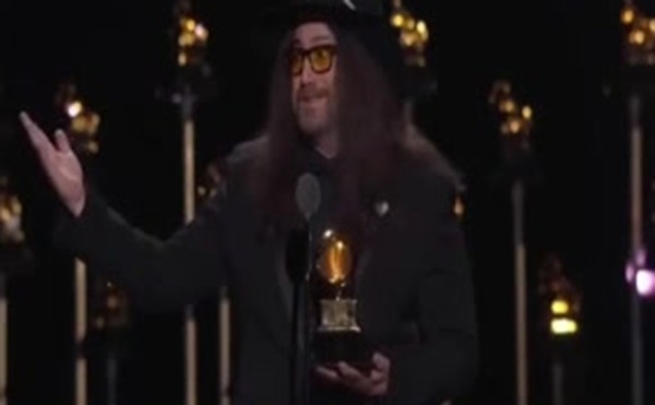 Todo sobre los Grammys este lunes en IDMSNT - SNT