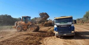 Reparan caminos y distribuyen agua a poblaciones vulnerables - .::Agencia IP::.