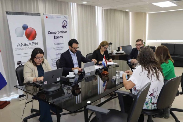 Dialogan sobre la evaluación de la calidad de la educación superior - .::Agencia IP::.