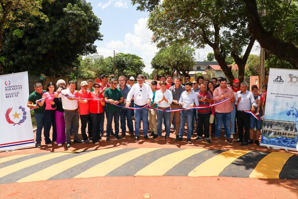 Itaipu inaugura obras de gran impacto en San Alberto - .::Agencia IP::.