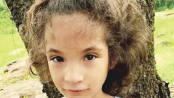 Madre de Yuyú sostiene que la niña se encuentra en Ecuador
