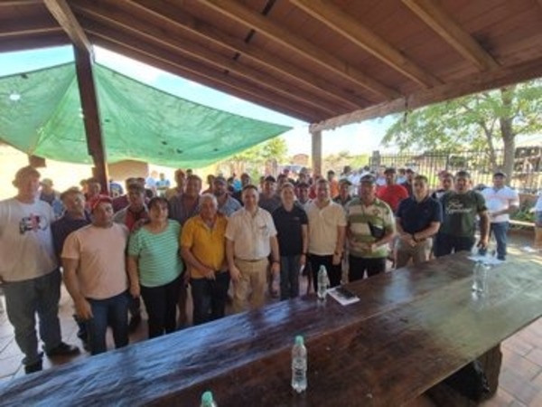 Abrirán un Centro de Apoyo al Emprendedor en Tobatí para fortalecer a los oleros locales - ADN Digital