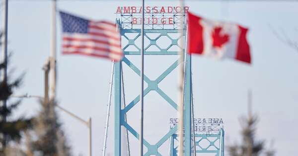 La Nación / Trudeau asegura que EEUU suspendió los aranceles a Canadá por 30 días