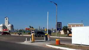 Servicio de Estacionamiento Medido está vigente desde hoy en Encarnación - Economía - ABC Color