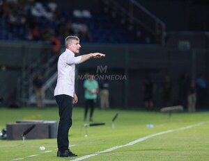 Versus / Palermo: "Somos un equipo que necesita ganar para retroalimentarse y seguir creyendo"