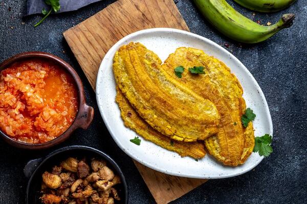 Aprendé a hacer los famosos patacones venezolanos con esta receta fácil y pocos ingredientes - Gastronomía - ABC Color