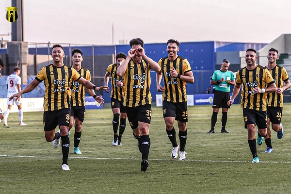 Versus / Sarabia pidió gol y Nacional se disputa con Luqueño a un ex Guaraní