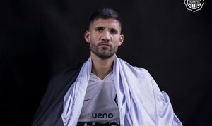 Versus / Palermo y los primeros minutos de Lisandro López con Olimpia