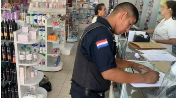 MUJER USÓ UN PLATO ROTO PARA ASALTAR UNA FARMACIA EN LUQUE - Itapúa Noticias