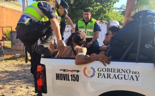 Operativo policial en la Estación de Buses deja 14 demorados