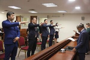 Ministro Ramírez Candia presidió juramento de actuarios judiciales