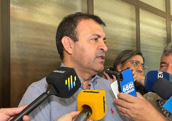 Bloque de HC mantendrá reunión con Orlando Arévalo para escucharlo - 1000 Noticias