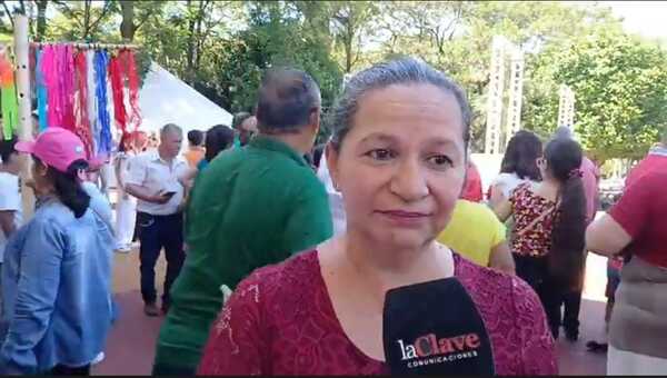 Docente pide que políticos visiten a familias carentes del barrio San Rafael - La Clave
