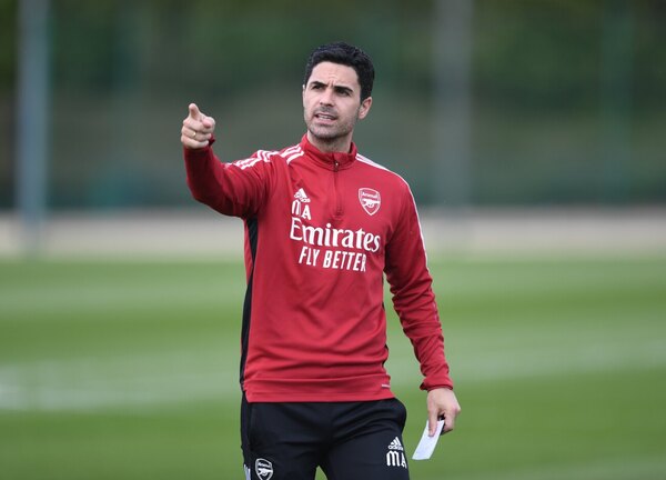 Versus / Arteta lamenta que el Arsenal no haya fichado a un delantero