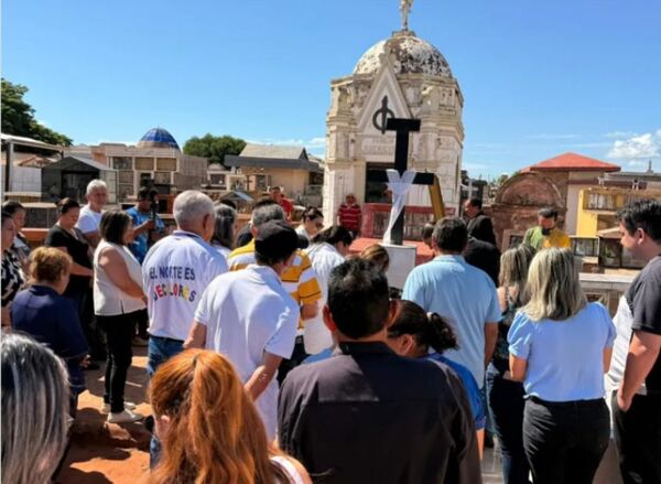 Dieron el último adiós al gran periodista Carlos María “Pukú” Centurión