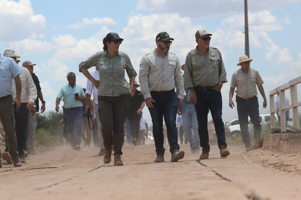 Autoridades verifican situación y coordinan acciones en zona del río Pilcomayo - .::Agencia IP::.